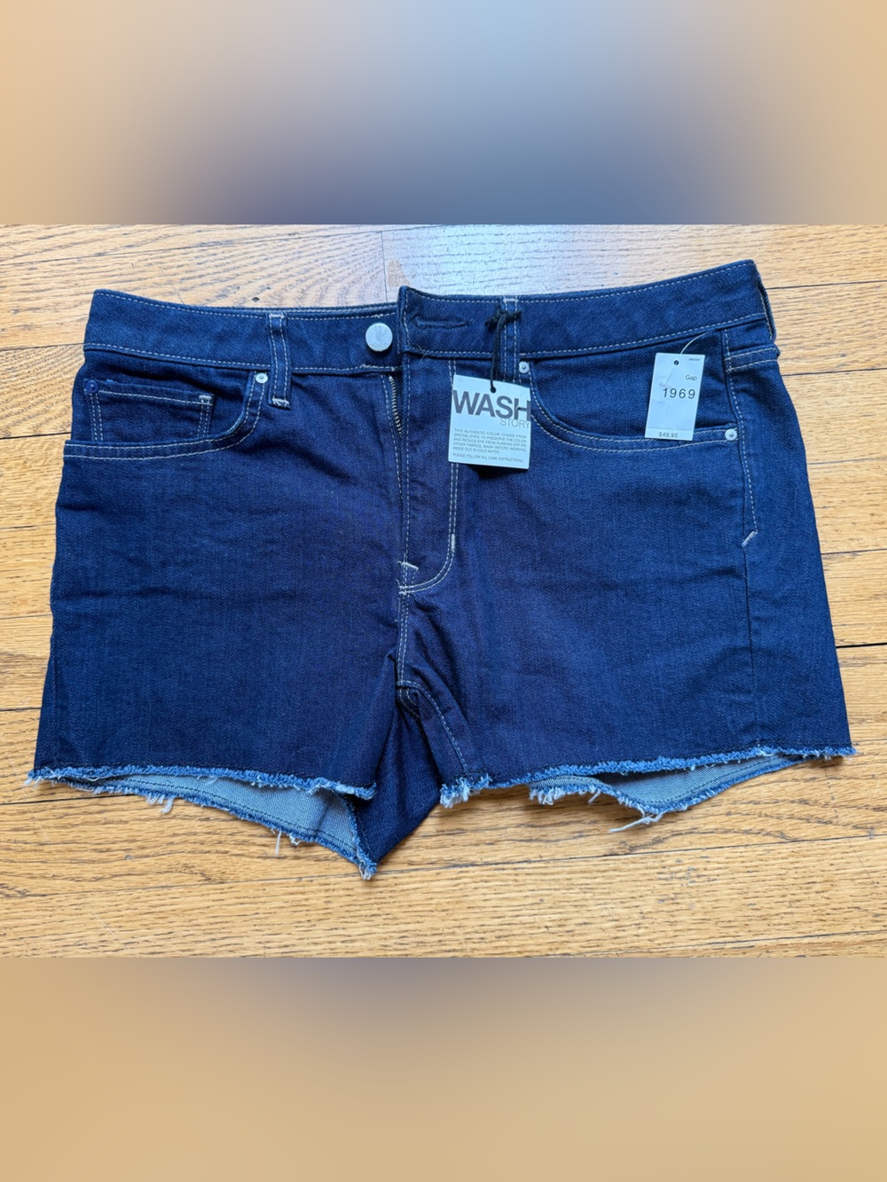 GAP 1969 Slim Cut-Offs in Deep Blue Denim